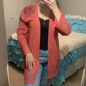 🌸 3/$15 Forever 21 Pink/Salmon Boho Lace Detail Cardigan Size Large